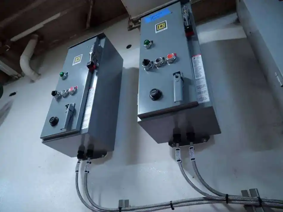 Marine electrical control enclosures with switches and indicators